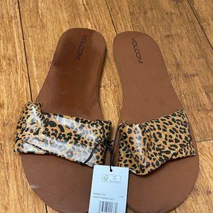 Volcom HAWTHORNE SANDAL Cheetah Print SIZE 10 NEW WITH TAG